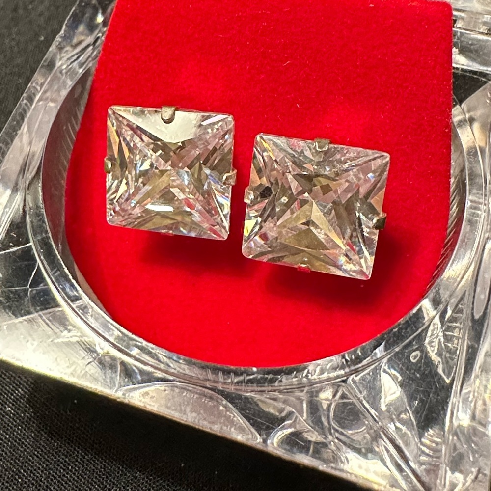 New Huge 925 Sterling Silver Stud earrings w 3ct each CZ stones 6ct total weight